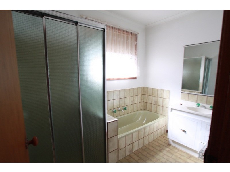 29  Ridgeway Crescent, Kennington VIC 3550