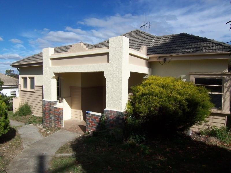 38 Russell Street, Quarry Hill VIC 3550