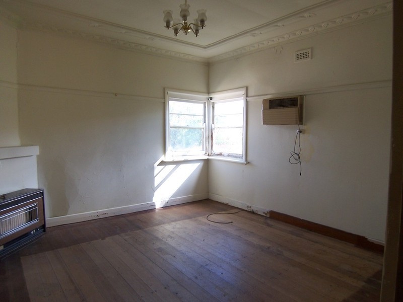 38 Russell Street, Quarry Hill VIC 3550