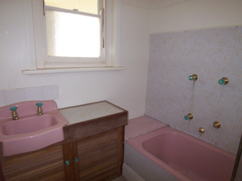 38 Russell Street, Quarry Hill VIC 3550