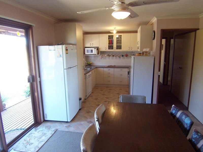 81 Thomas Lane, Neilborough VIC 3570