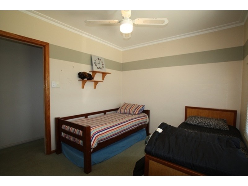 24 Wesley Street, Kangaroo Flat VIC 3555