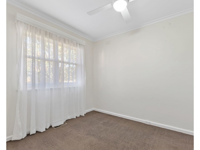 214 Neale Street, Flora Hill VIC 3550