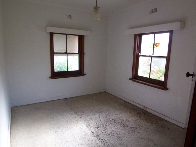 13 Ellis Street, Flora Hill VIC 3550