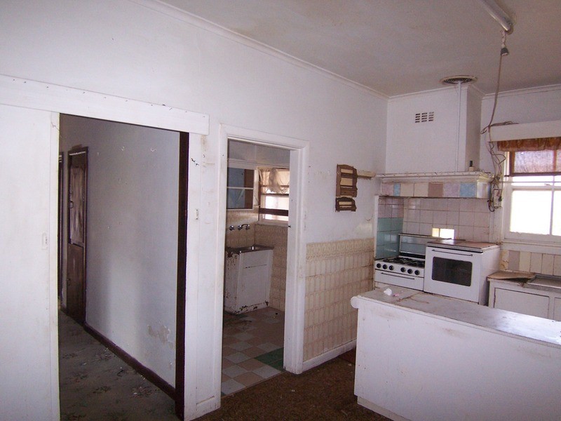 13 Ellis Street, Flora Hill VIC 3550