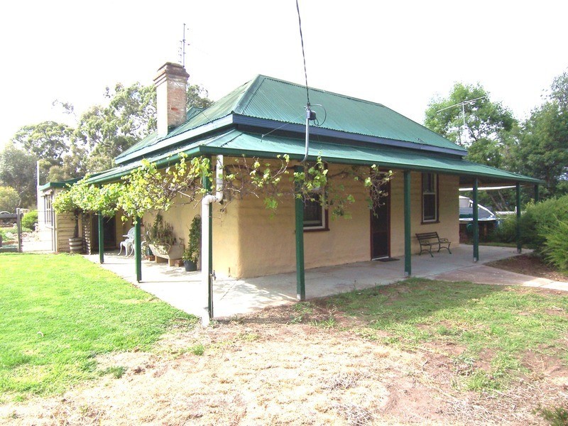 13-15 Sullivan Street, Inglewood VIC 3517