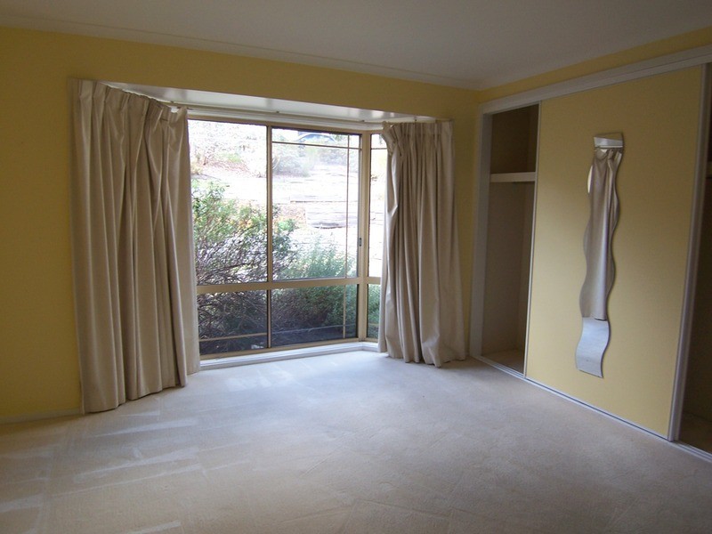 8 Davey Close, Flora Hill VIC 3550