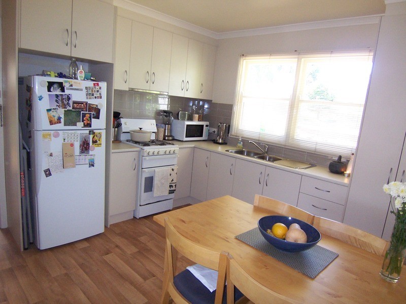 14 Montgomery Crescent, White Hills VIC 3550
