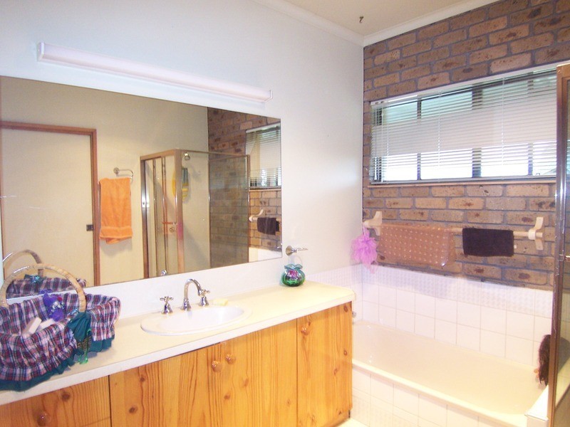 320 Guys Hill Road, Strathfieldsaye VIC 3551