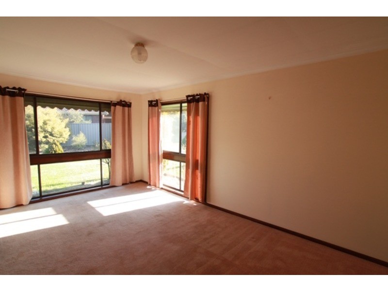 1/24 James Street, Strathdale VIC 3550