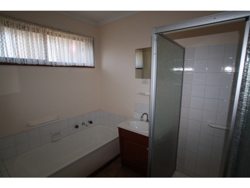 1/24 James Street, Strathdale VIC 3550