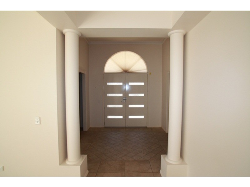 34 Pioneer, (Corner Of Kawana) Drive, Maiden Gully VIC 3551