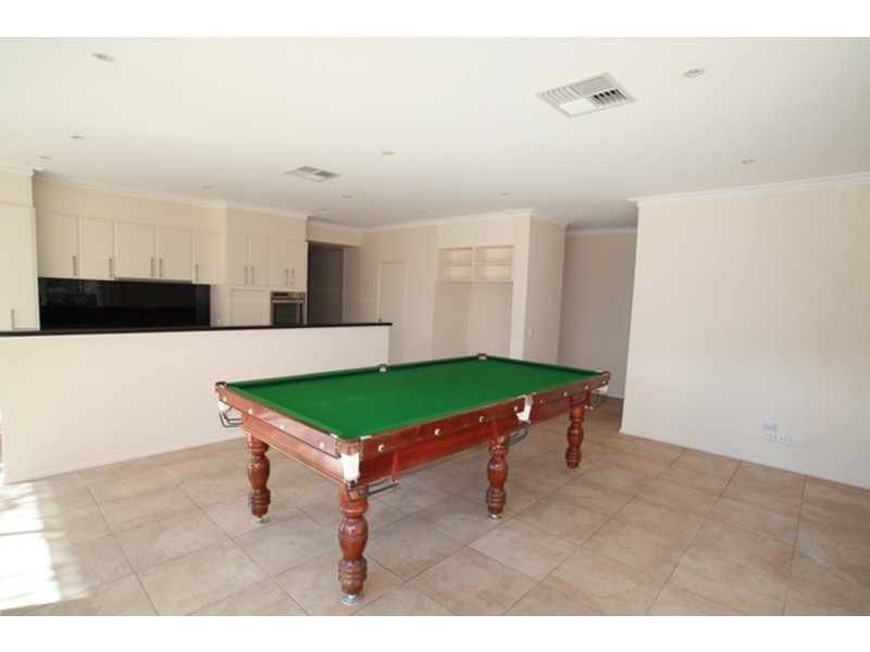 34 Pioneer, (Corner Of Kawana) Drive, Maiden Gully VIC 3551