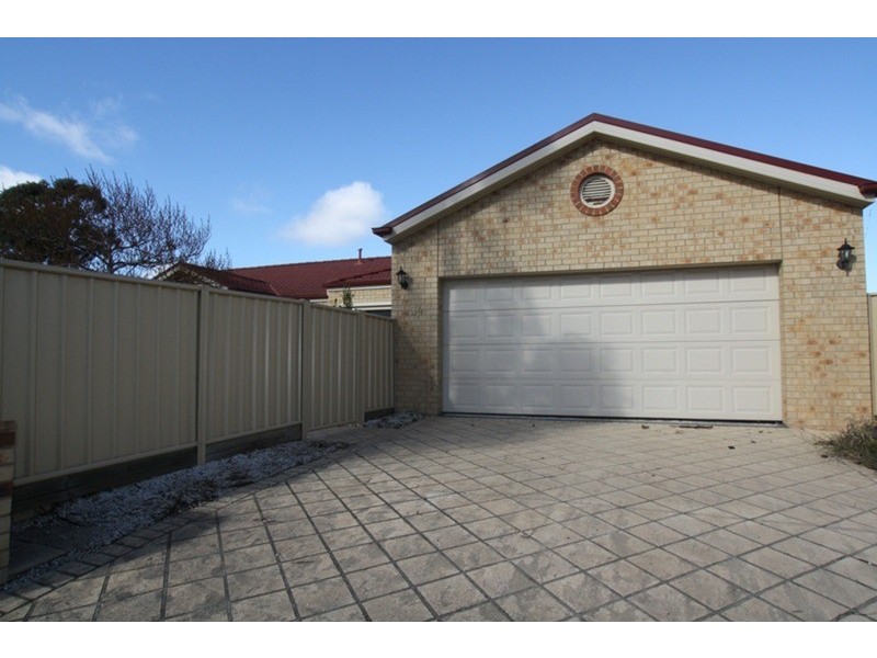 34 Pioneer, (Corner Of Kawana) Drive, Maiden Gully VIC 3551