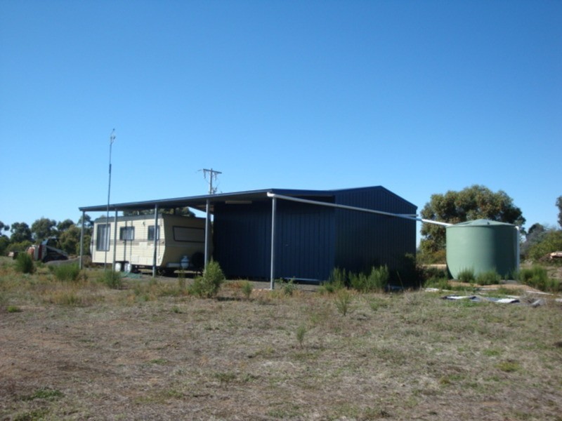 445 Native Gully Crescent, Strathfieldsaye VIC 3551