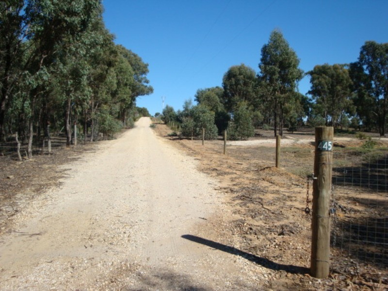 445 Native Gully Crescent, Strathfieldsaye VIC 3551