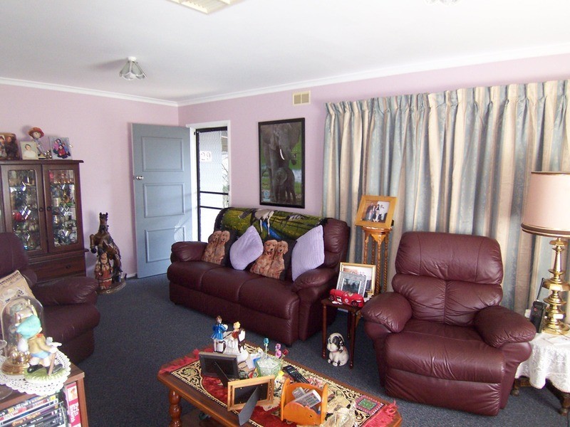 29 Kinross Street, Long Gully VIC 3550