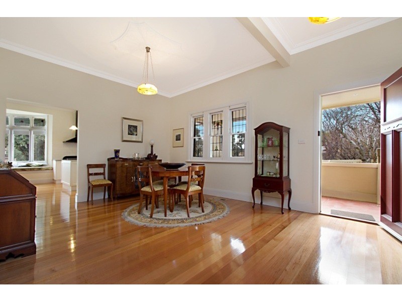 17 Hallam Street, Quarry Hill VIC 3550