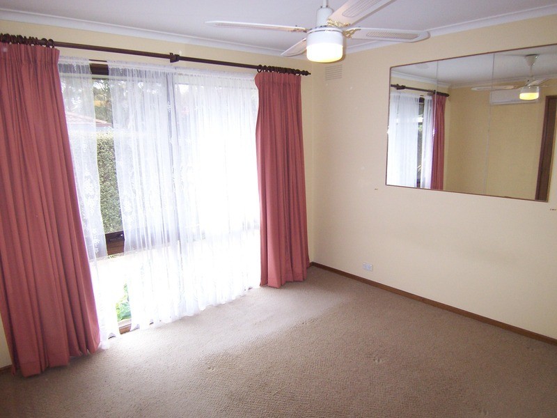 21 Burns Street, Spring Gully VIC 3550