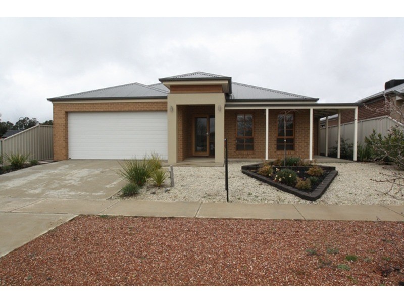 116 Myrtle Road, Epsom VIC 3551