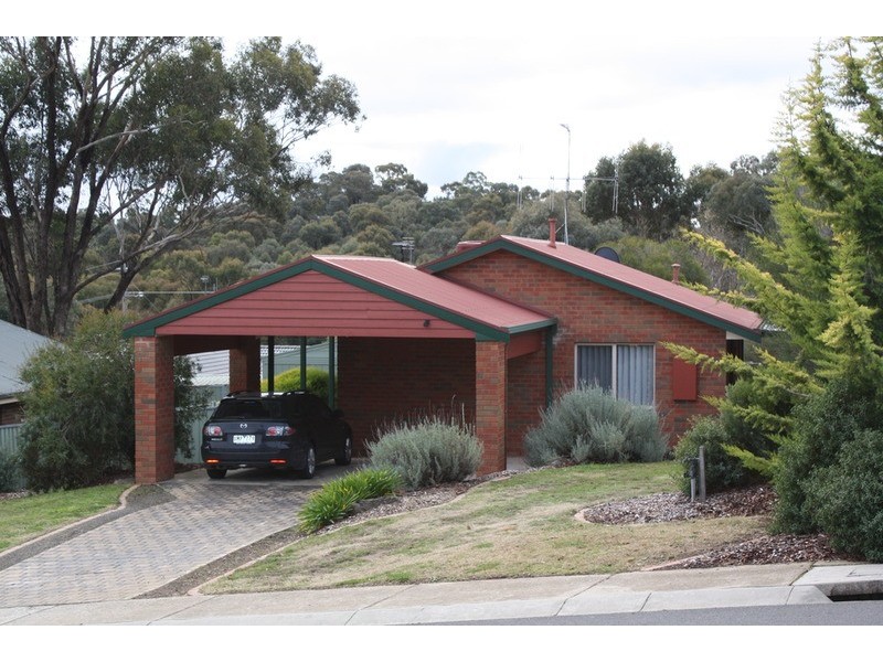 3 Proud Terrace, Flora Hill VIC 3550