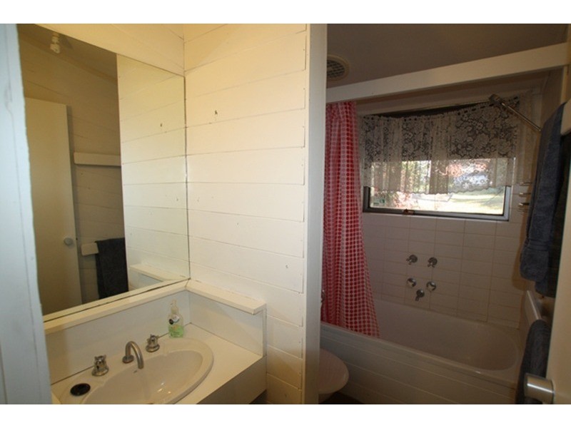 36 Shelley Street, Spring Gully VIC 3550