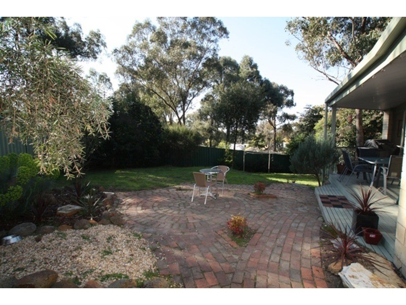 36 Shelley Street, Spring Gully VIC 3550