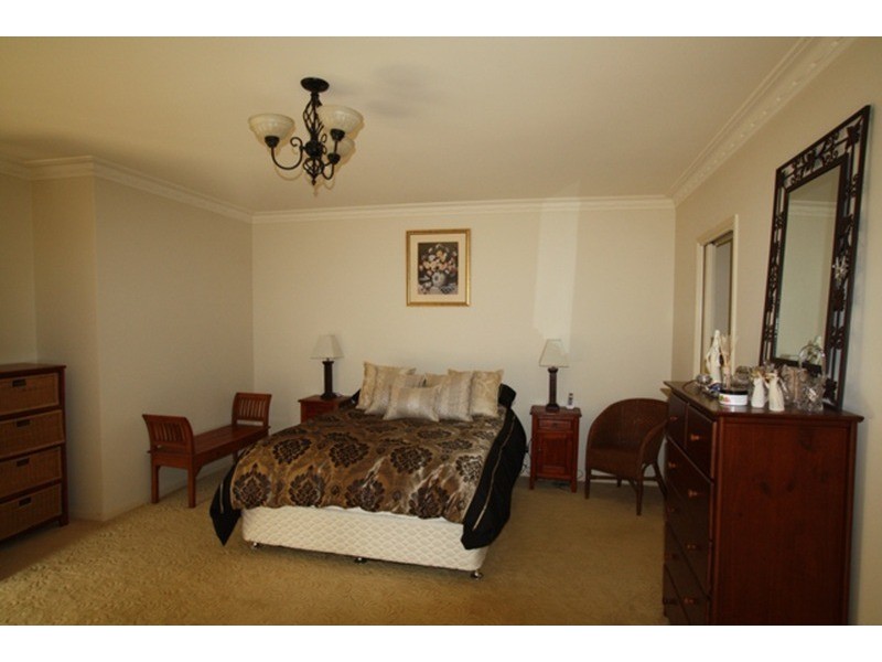 15 Penzance Avenue, Golden Square VIC 3555