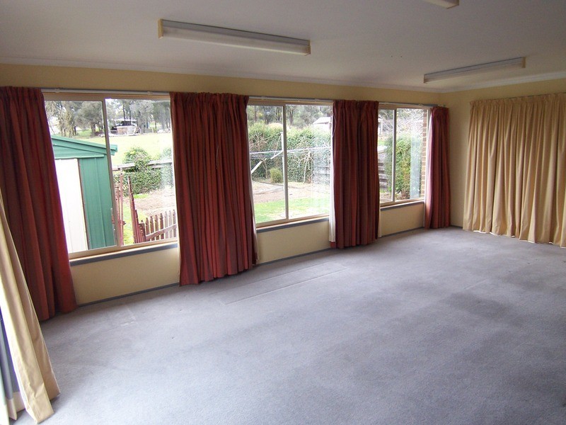 21 Burns Street, Spring Gully VIC 3550