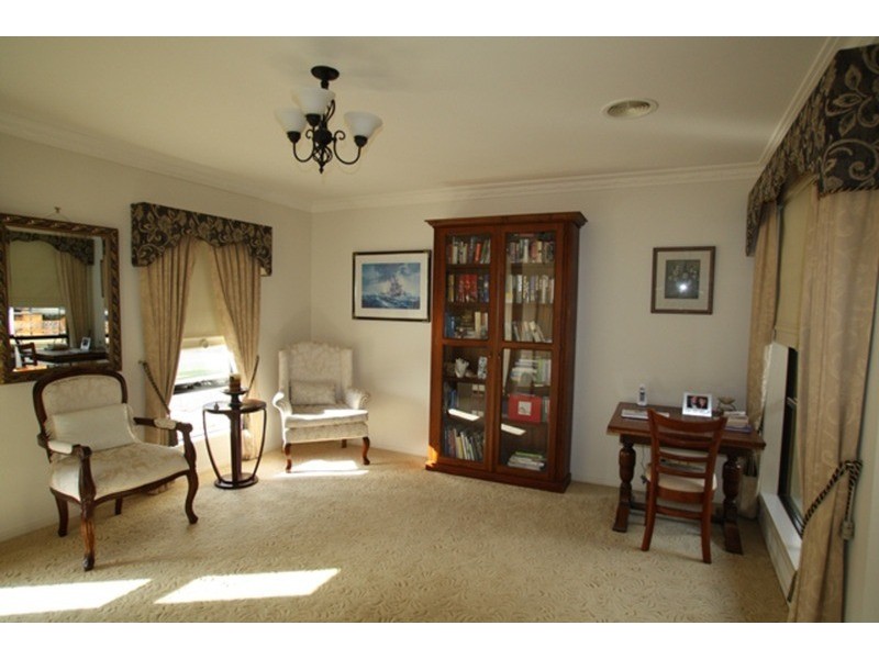 15 Penzance Avenue, Golden Square VIC 3555