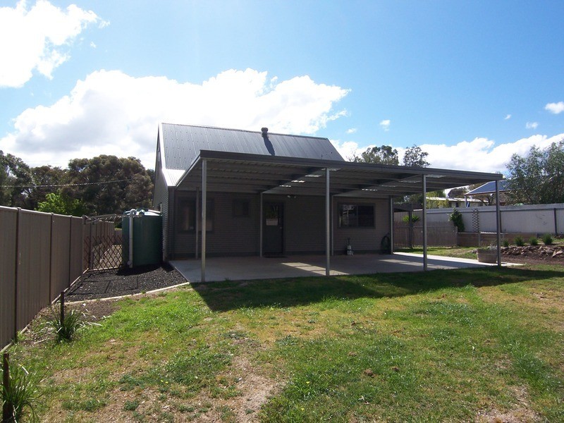 9 Franklin Street, Sailors Gully VIC 3556