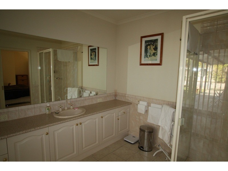 15 Penzance Avenue, Golden Square VIC 3555