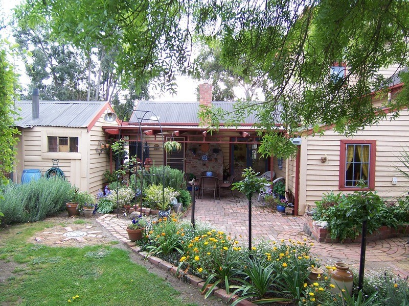 12 Campbell Street, Eaglehawk VIC 3556