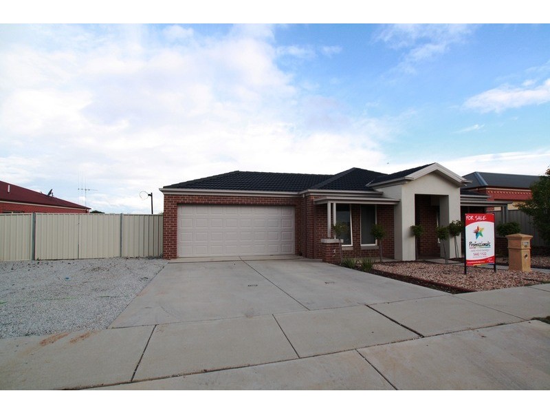 63 Arthurs Crescent, Strathfieldsaye VIC 3551