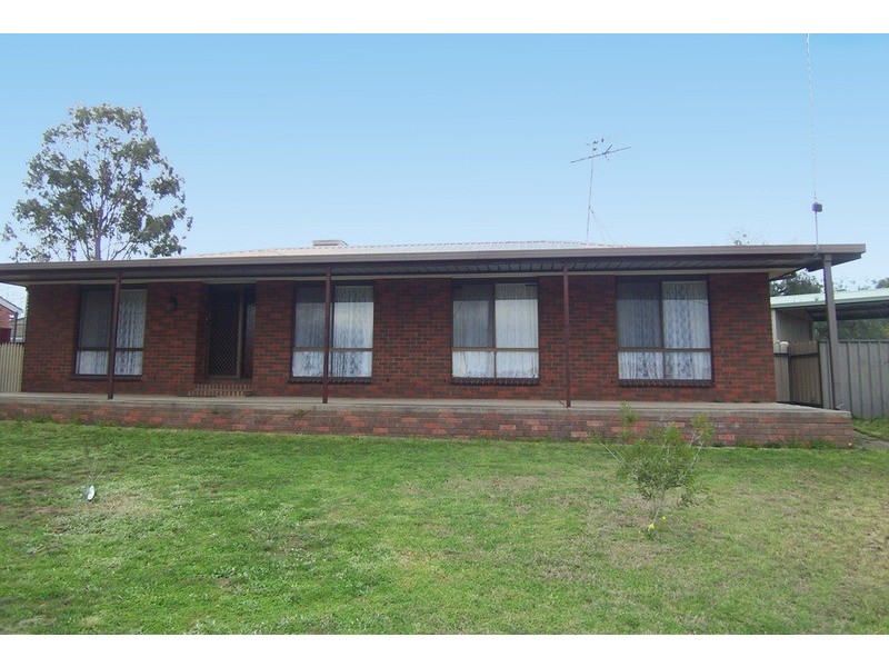 1 Lethebys Road, Sailors Gully VIC 3556