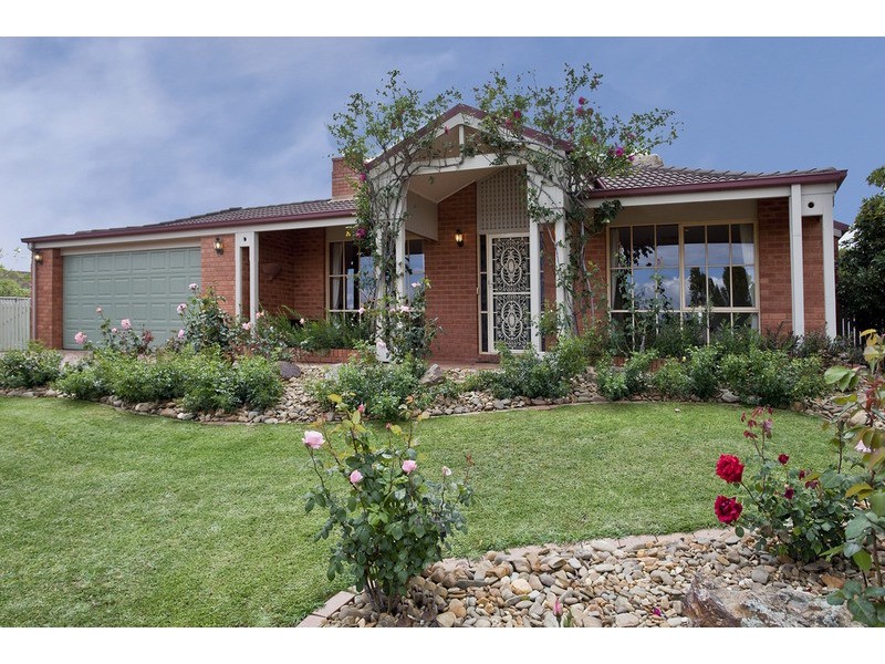 2 Kamunna Close, Strathdale VIC 3550
