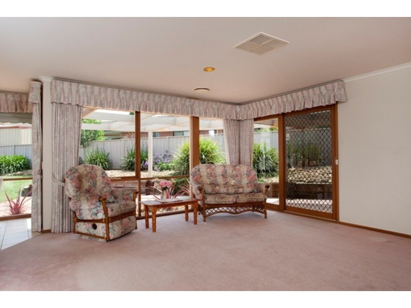 2 Kamunna Close, Strathdale VIC 3550