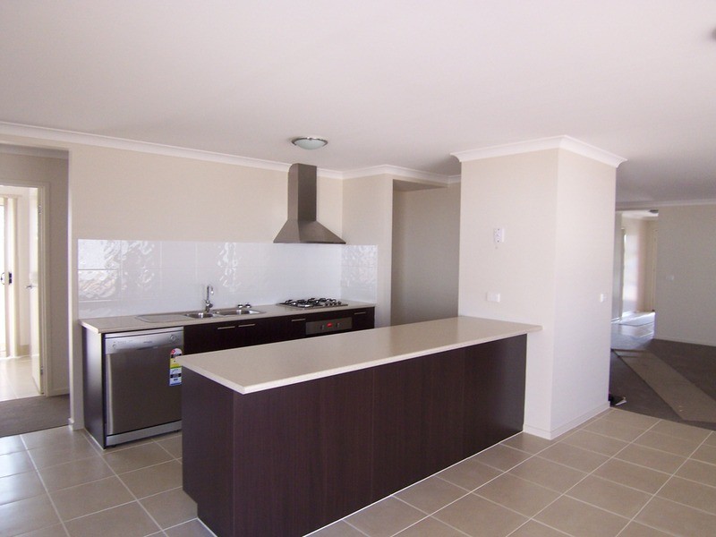 15 Tununga Court, Kangaroo Flat VIC 3555