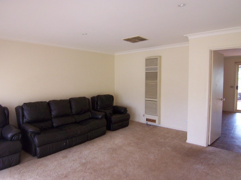 9 Hasker Court, Strathdale VIC 3550