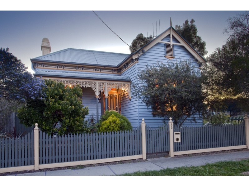 85 Thistle  Street, Golden Square VIC 3555