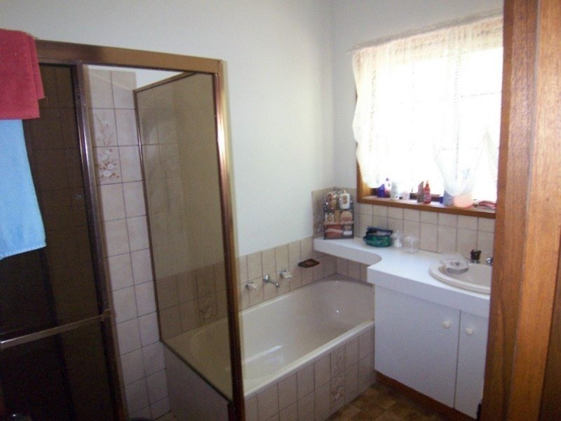 2/13 Louey Drive, Bendigo VIC 3550