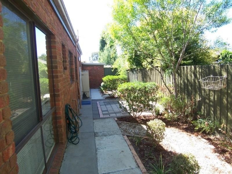 2/13 Louey Drive, Bendigo VIC 3550