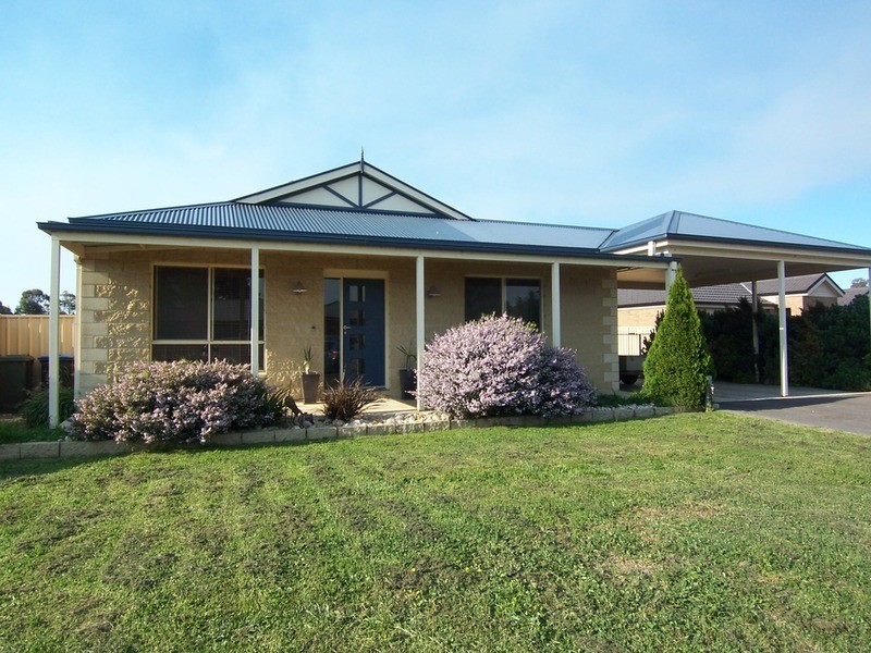 26 Bassett  Drive, Strathfieldsaye VIC 3551