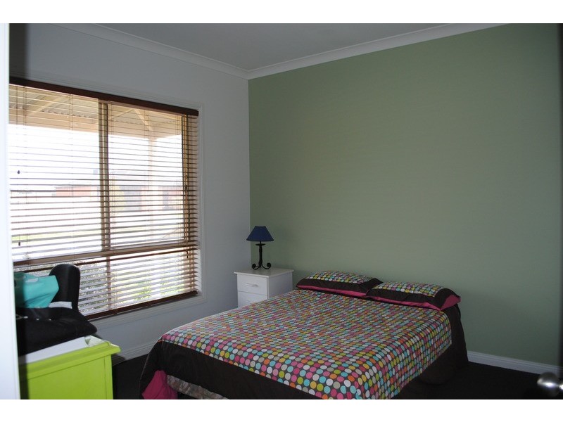 26 Bassett  Drive, Strathfieldsaye VIC 3551