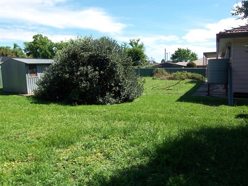 2 Martin Court, Kangaroo Flat VIC 3555