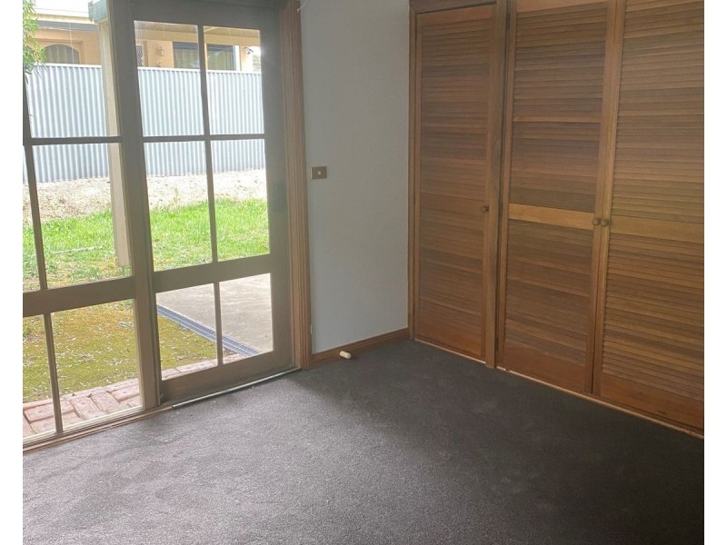 1 Potters Lane, Kangaroo Flat VIC 3555