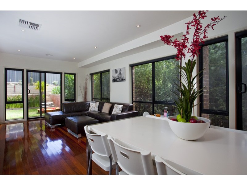 6B Amer Street, Quarry Hill VIC 3550