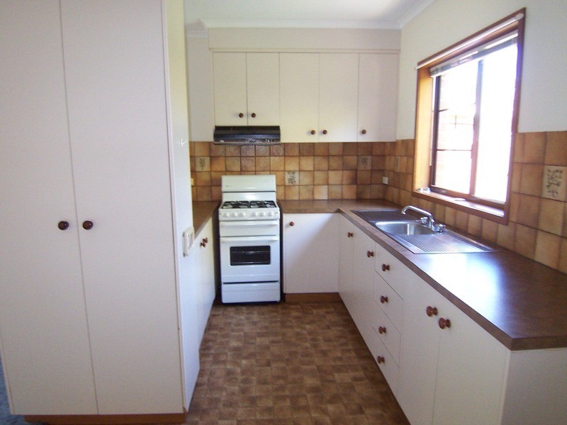 2/13 Louey Drive, Bendigo VIC 3550