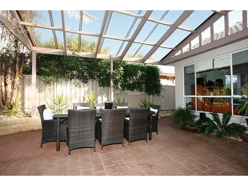 18 Ellimata Court, Strathdale VIC 3550