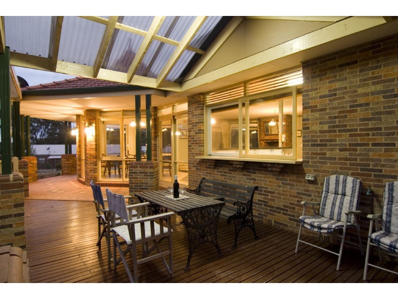 124 Bennetts Road, Junortoun VIC 3551